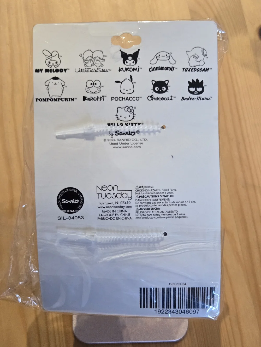 🎁Hello Kitty Golden Bow Gift Set: Makeup Bag, Brushes, Wipes, Clips, Stickers